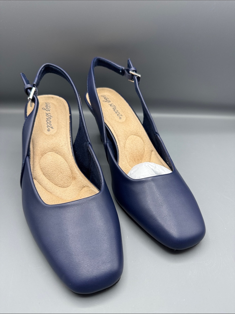 Easy Street Ritsa Slingback Pump